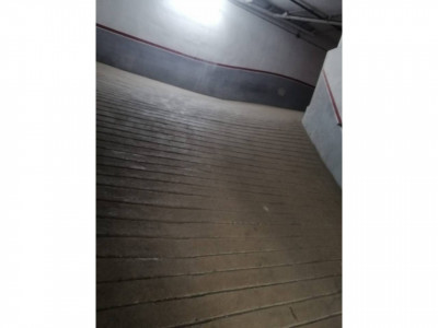 SE ALQUILA PARKING PARA COCHE!!