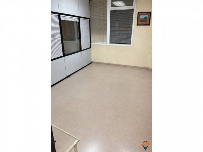 SE VENDE LOCAL COMERCIAL 