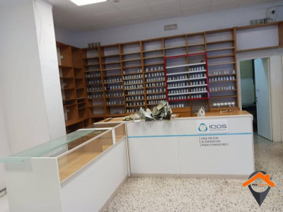 SE VENDE LOCAL COMERCIAL 