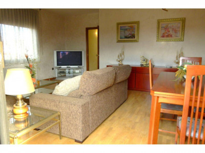 SUPER ATICO CON VISTAS PANORAMICAS EN SABADELL