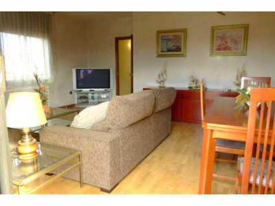 SUPER ATICO CON VISTAS PANORAMICAS EN SABADELL