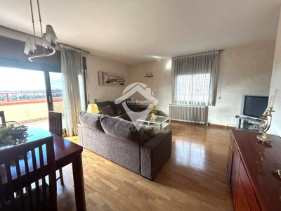 SUPER ATICO CON VISTAS PANORAMICAS EN SABADELL