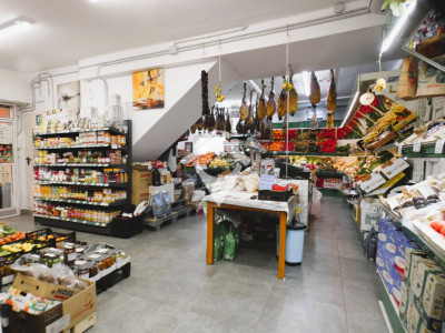 TRASPASO DE BODEGA-ALIMENTACION EN CA N'ORIAC-SABADELL