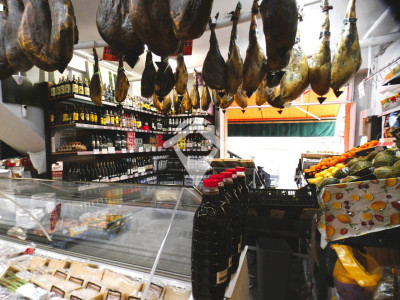 TRASPASO DE BODEGA-ALIMENTACION EN CA N'ORIAC-SABADELL