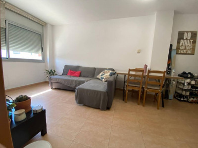 VENTA ACOGEDOR PISO EN CREU-GRANJA PAS SABADELL+PARKING 11000€