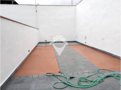 VENTA CASAS A ESTRENAR CON PATIO CREU DE BARBERA-SABADELL