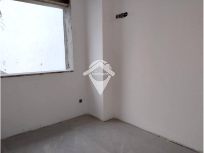 VENTA CASAS A ESTRENAR CON PATIO CREU DE BARBERA-SABADELL
