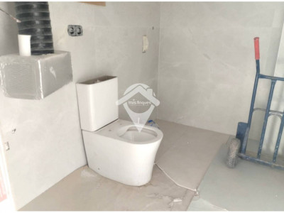 VENTA CASAS A ESTRENAR CON PATIO CREU DE BARBERA-SABADELL