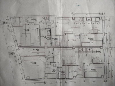 VENTA CASAS A ESTRENAR CON PATIO CREU DE BARBERA-SABADELL
