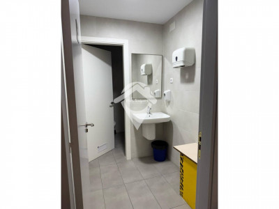 VENTA DE DOS NAVES PAREADAS EN BARRIO GRACIA-SABADELL