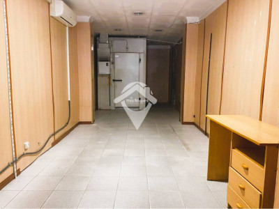 VENTA LOCAL MERINALES-SABADELL