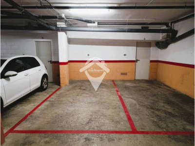 VENTA PLAZA DE APARCAMIENTO EN RONDA SANT JULITA SANT QUIRZE DEL VALLES