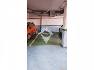 VENTA PLAZA GRANDE DE APARCAMIENTO CA N'ORIAC-SABADELL