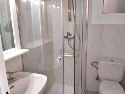 ¡Vive en pleno centro de Sabadell con espacio, luz y una terraza espectacular!